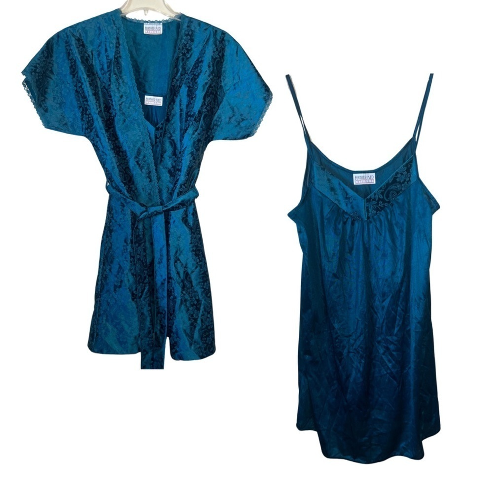 Feather Bed Intimate Vintage Two Piece Set Chemise and Belted Robe Teal Medium